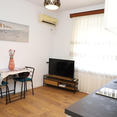 Daniel City Center Apartment Berat Bagian luar foto