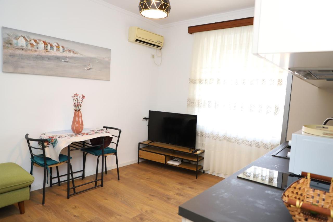 Daniel City Center Apartment Berat Bagian luar foto